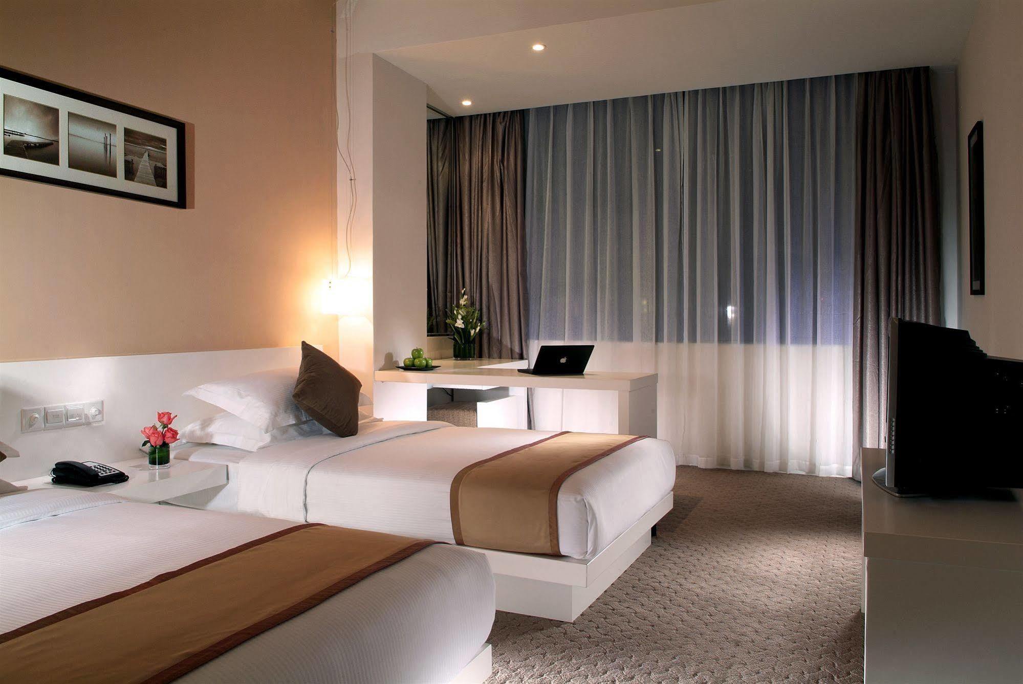 Guang Zhou Master Hotel Kanton Zimmer foto